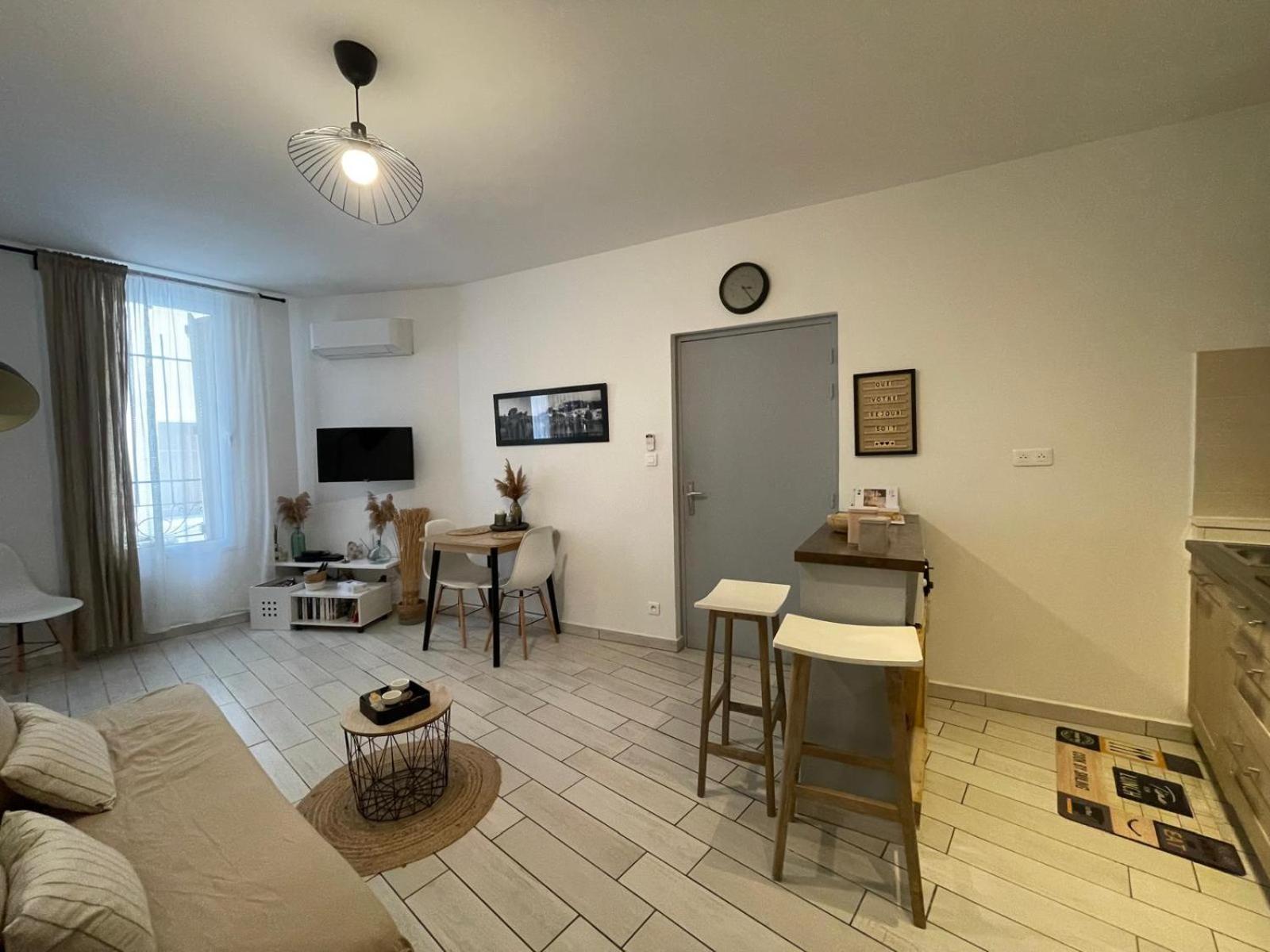 Joli Appartement Hypercentre T2, Classe Meuble De Tourisme 3 Avec Parking Gratuit Безьє Екстер'єр фото