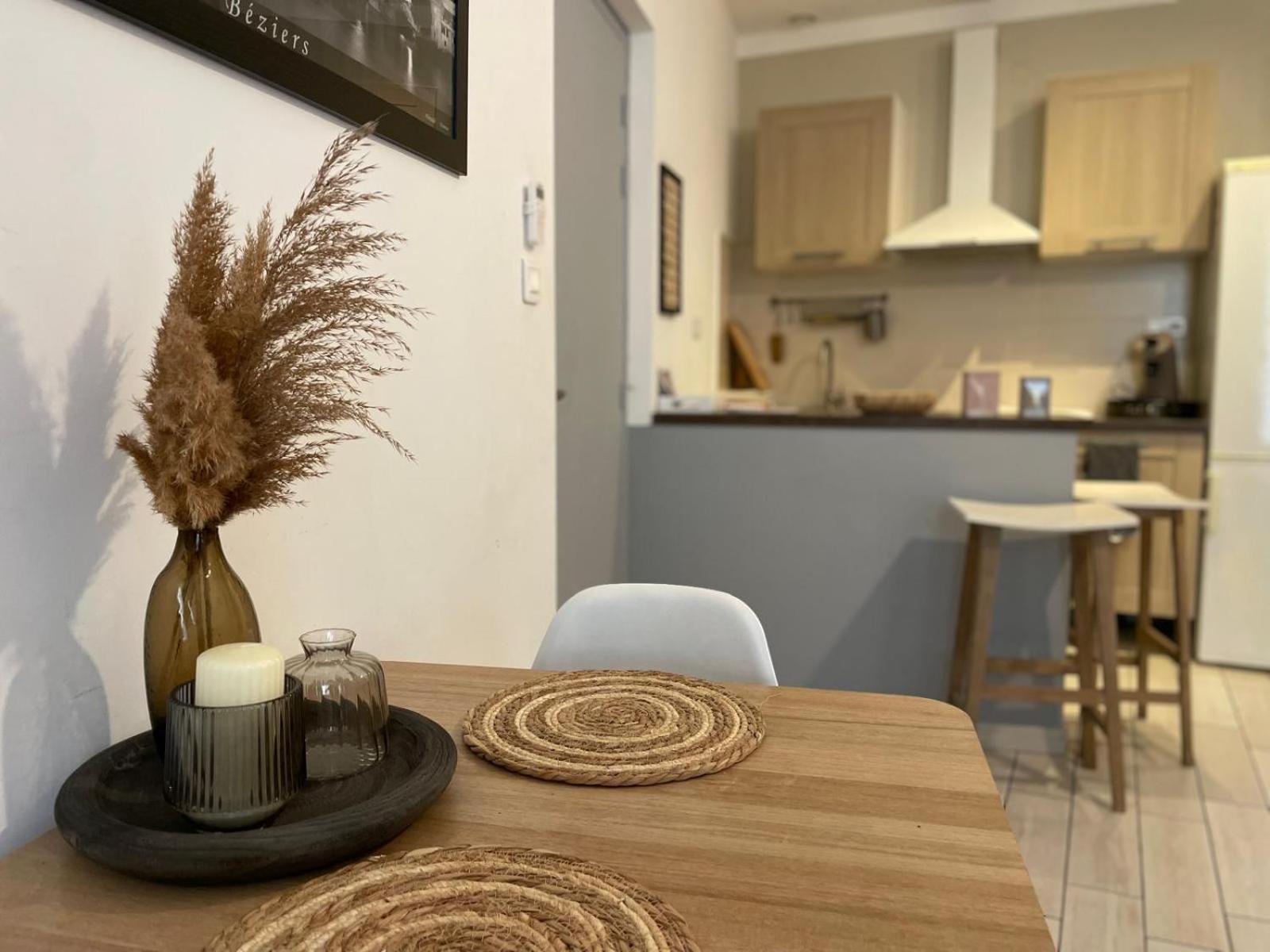 Joli Appartement Hypercentre T2, Classe Meuble De Tourisme 3 Avec Parking Gratuit Безьє Екстер'єр фото