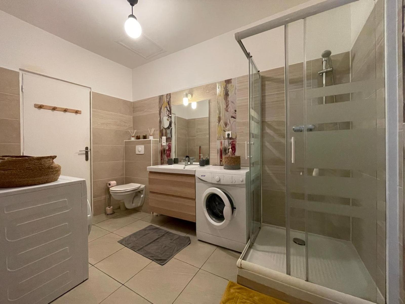 Joli Appartement Hypercentre T2, Classe Meuble De Tourisme 3 Avec Parking Gratuit Безьє Екстер'єр фото
